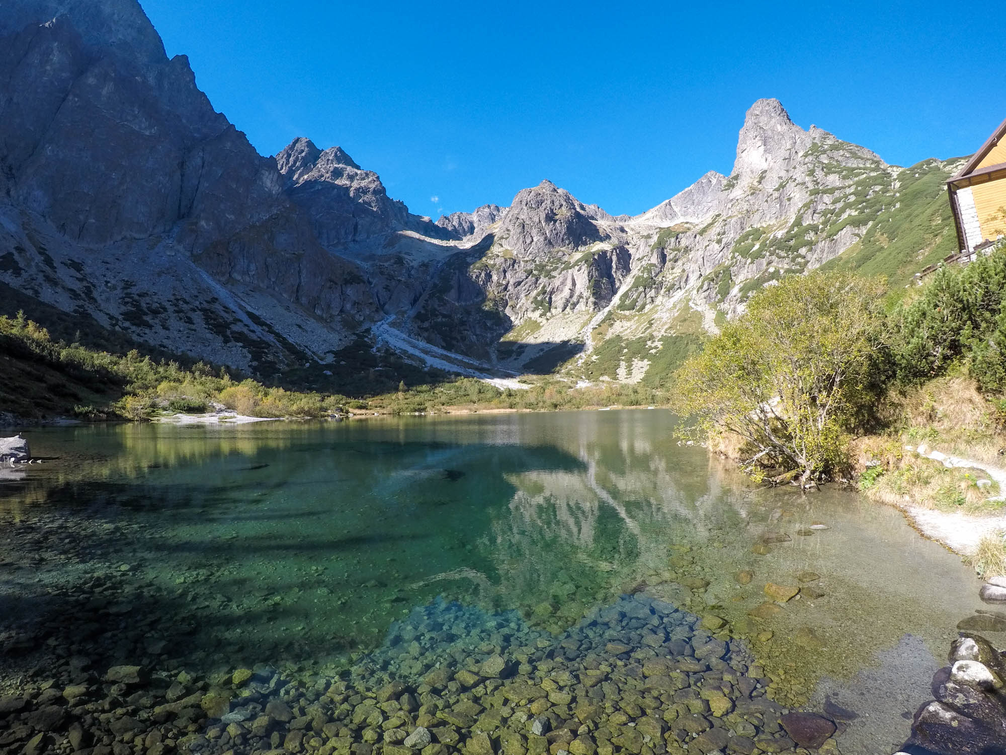 Zelené pleso, Veľká a Malá Zmrzlá dolina, Pyšné štíty, Baranie rohy, Čierny štít, Kolový štít, Jastrabia veža.