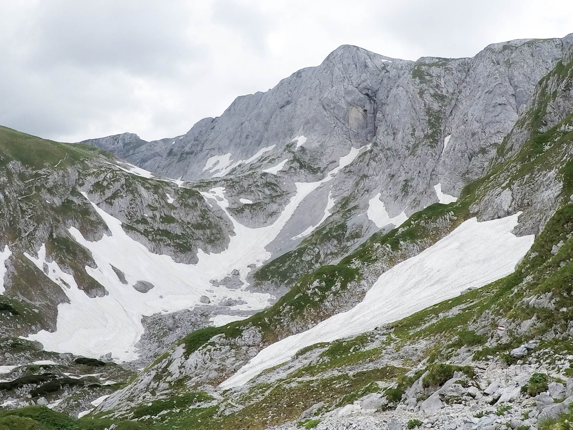 Pohľad na Hochschwab cestou dole do Obere Dullwitz