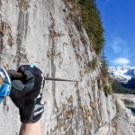 Foto 11: Priamy pohľad z lanového mosta na vrch Dachstein