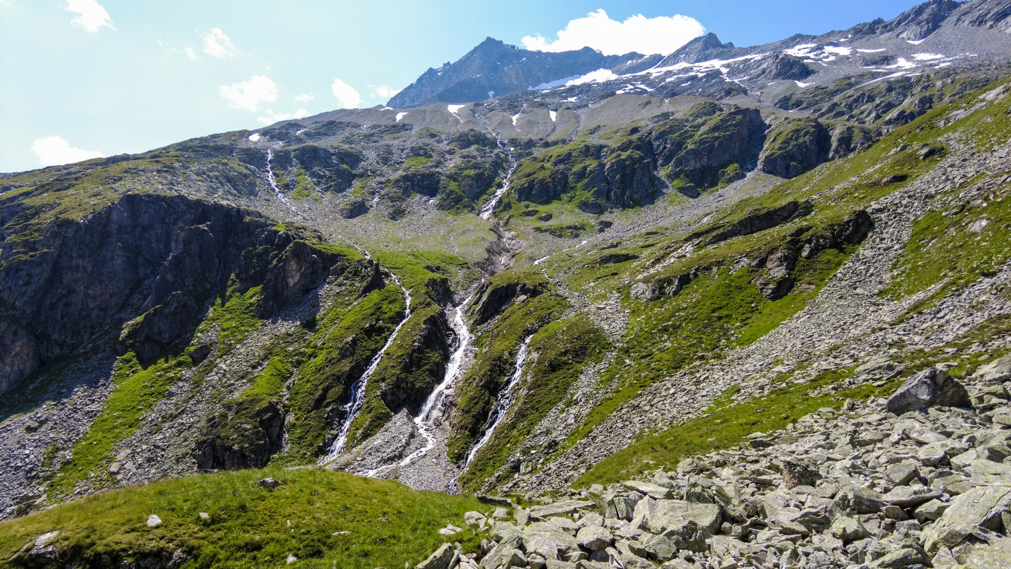 Vodopád pod Gefrorene Wand Spitze.