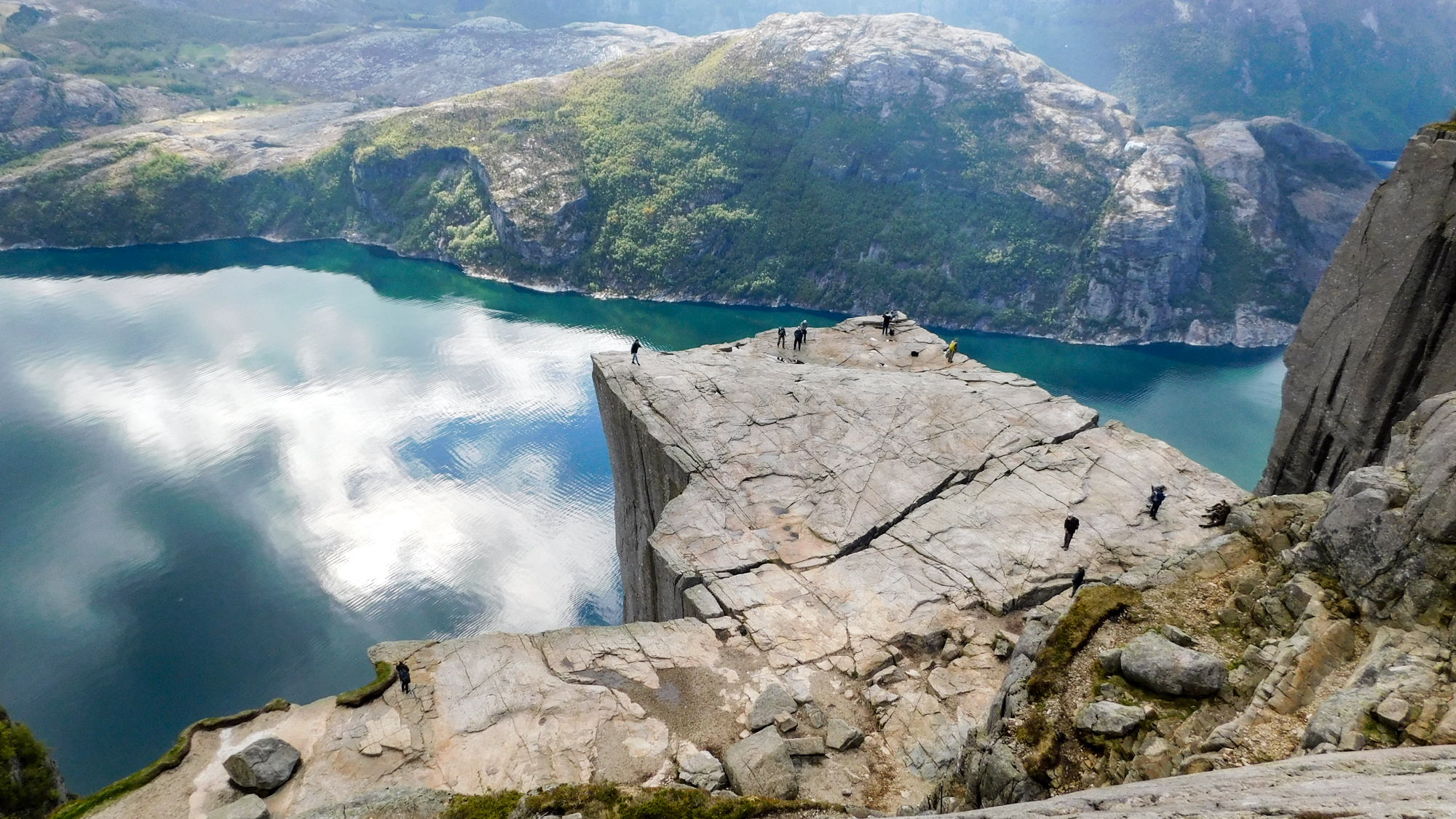 Preikestolen v preklade znamená kazateľnica.