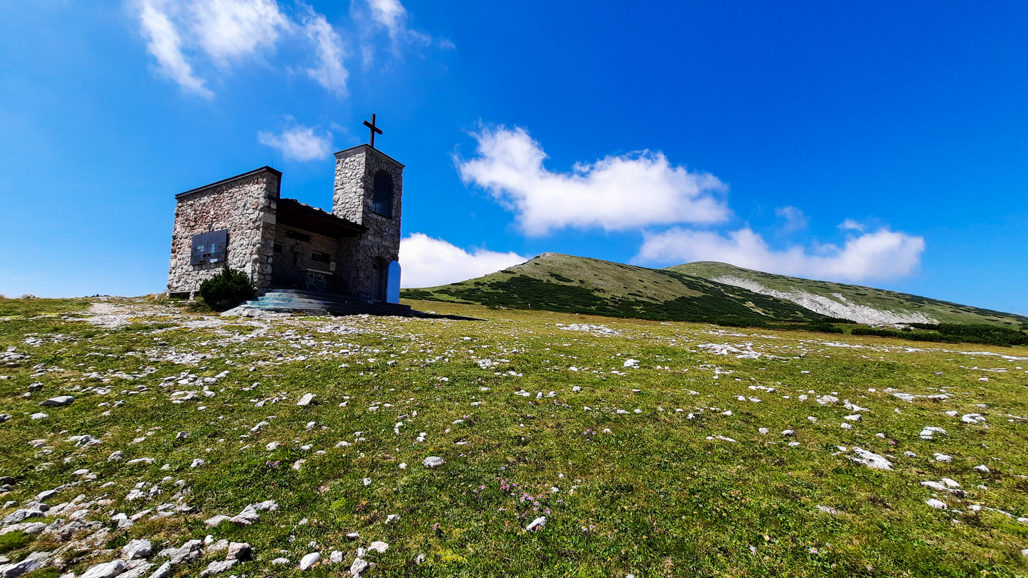 Kaplnka Raxkircherl pod Heukuppe.