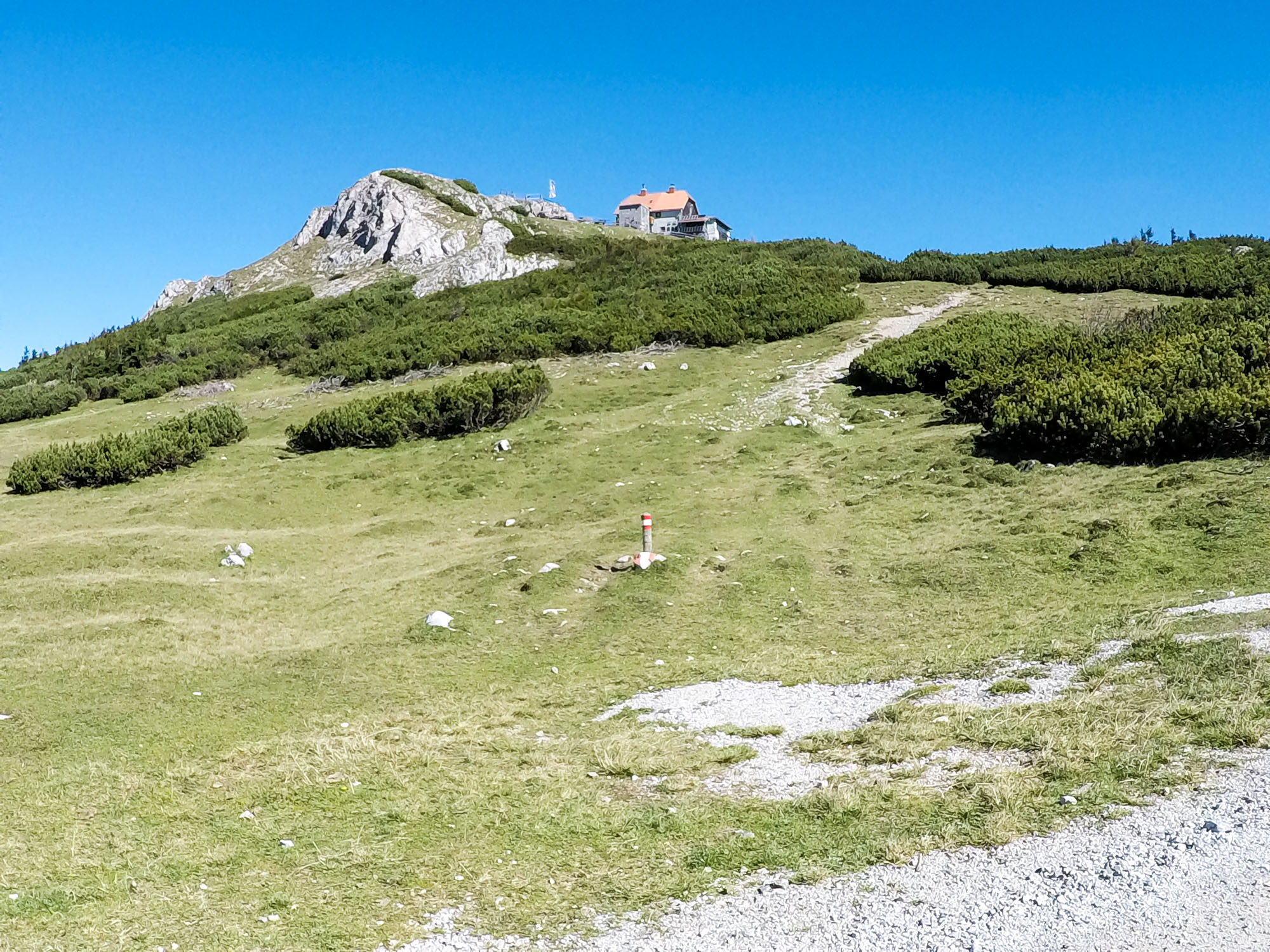 Chata Schneealpenhaus.