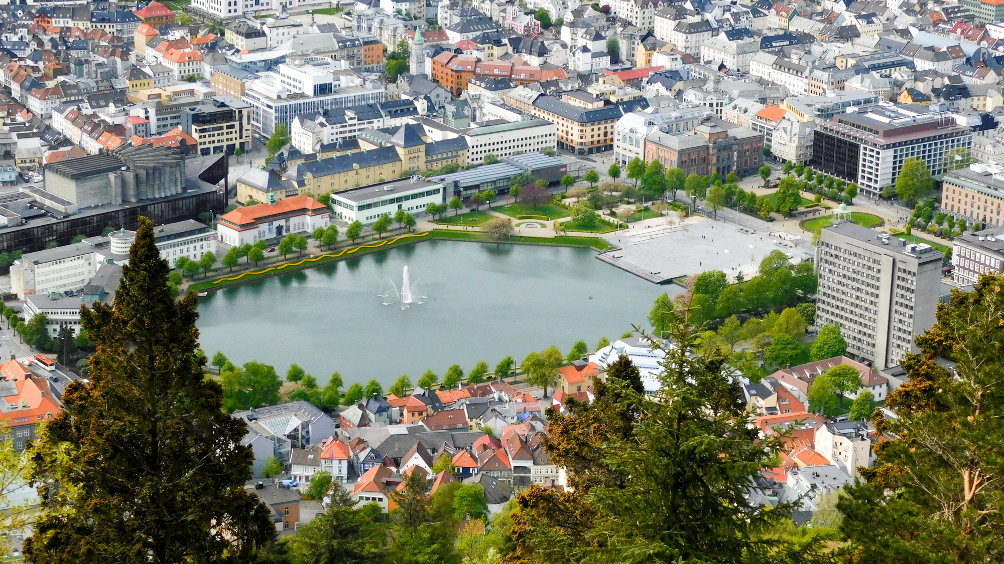 Jazero a park Lille Lungegårdsvannet.