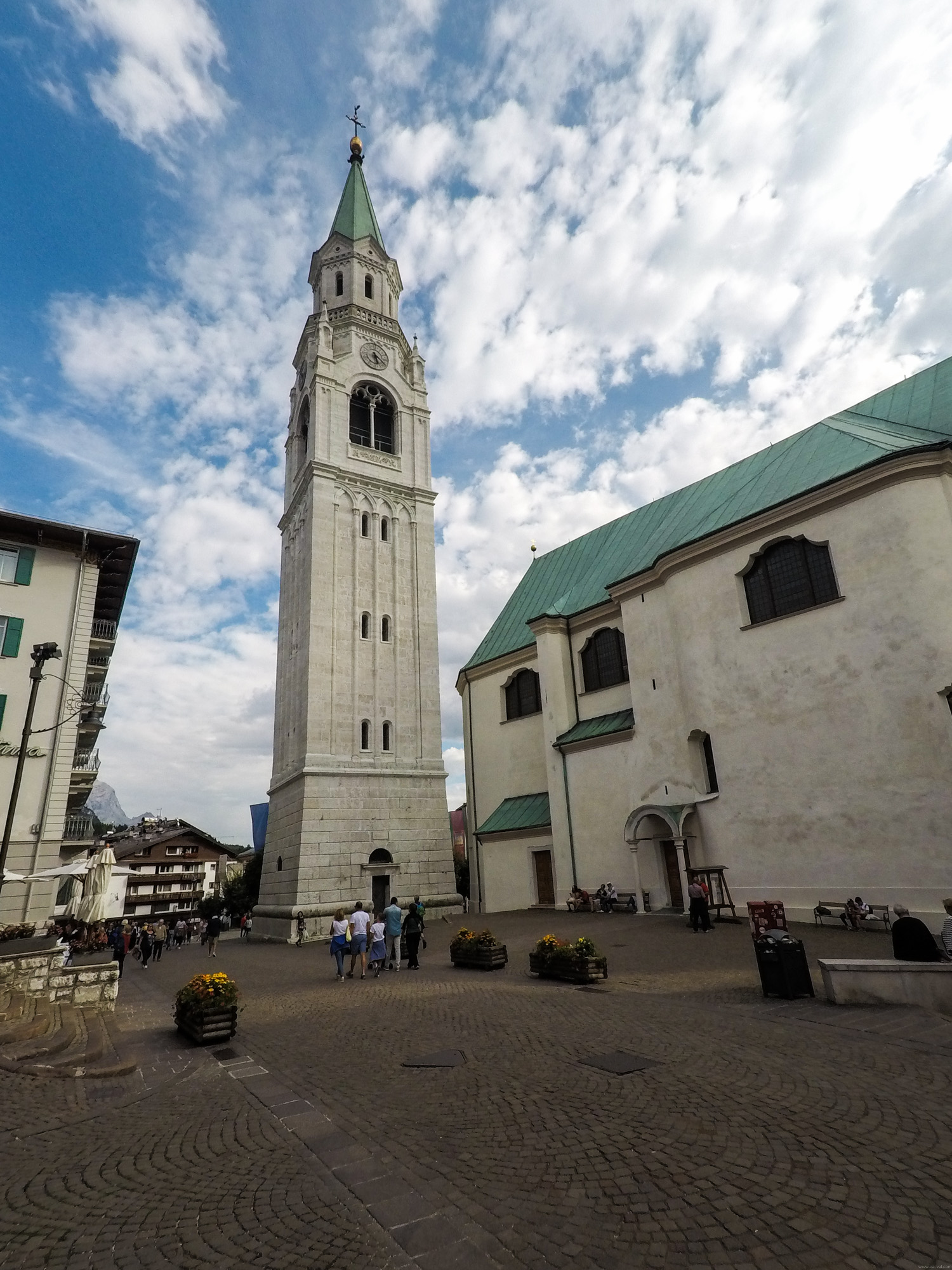 Basilica dei Santi Filippo e Giacomo.