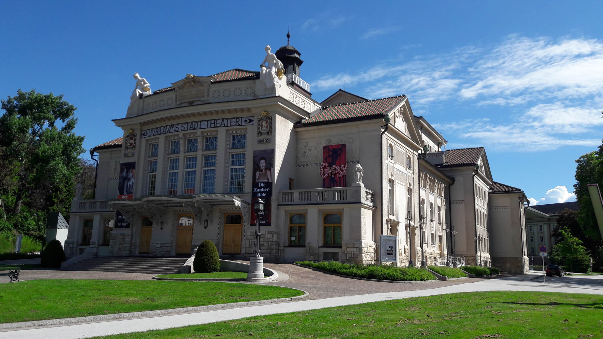 Divadlo, Stadttheater Klagenfurt