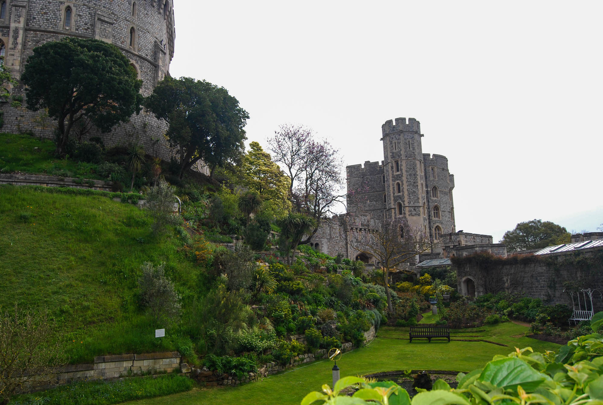 Windsor, najväčší obývaný hrad na svete a zároveň najdlhšie