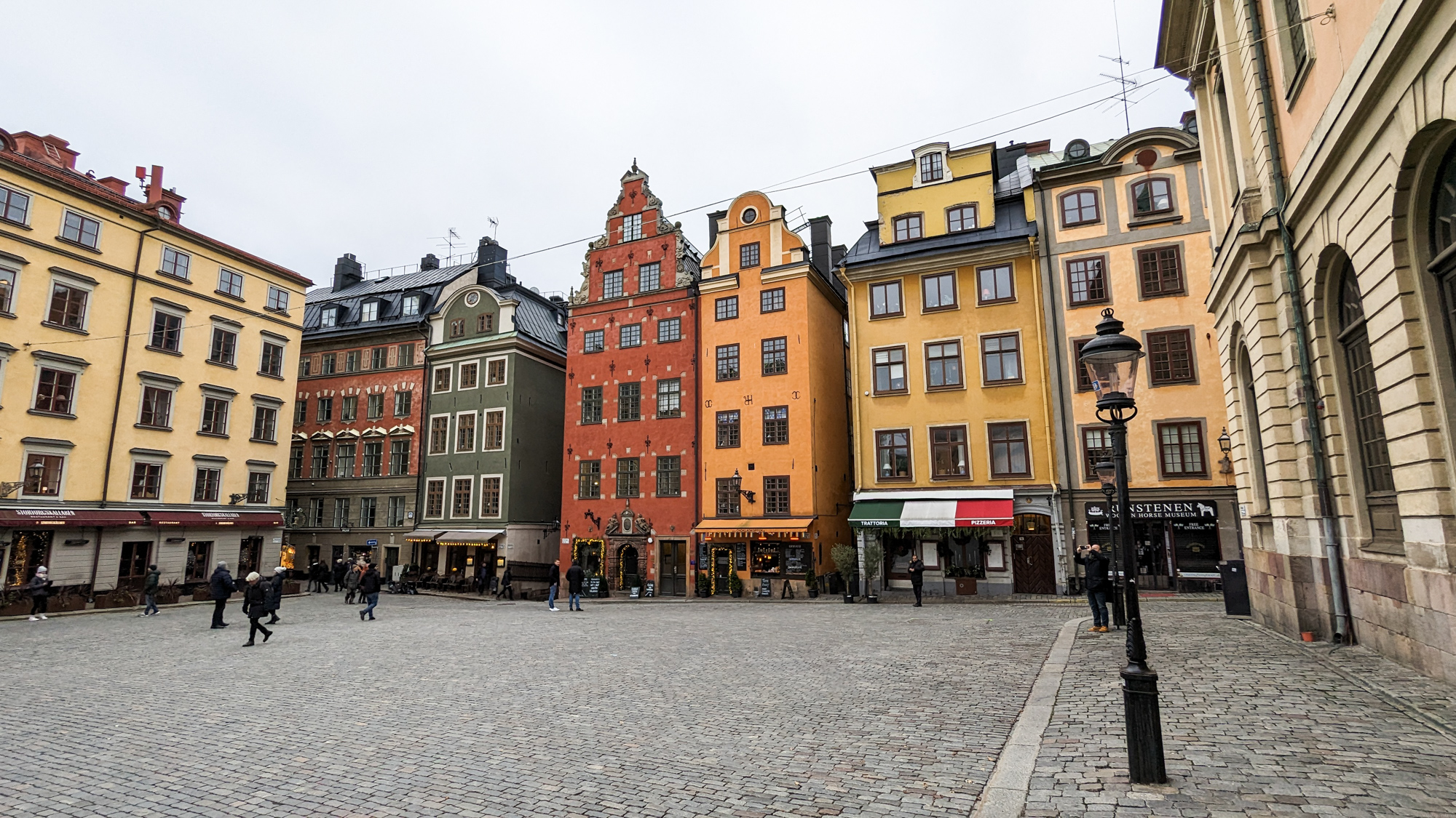 Námestie Stortorget v Štokholme, časť Gamla Stan.