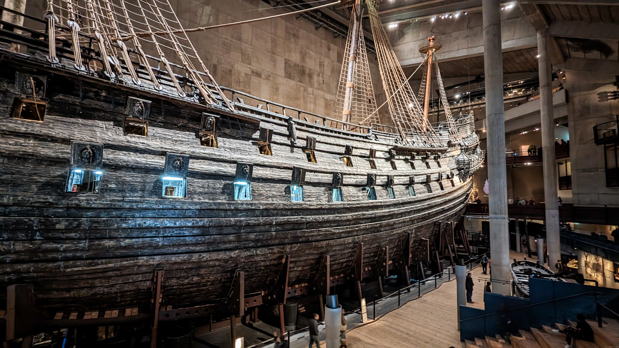 Loď Vasa sa potopila pri svojej prvej plavbe v roku 1628 a v mori strávila vyše 300 rokov.